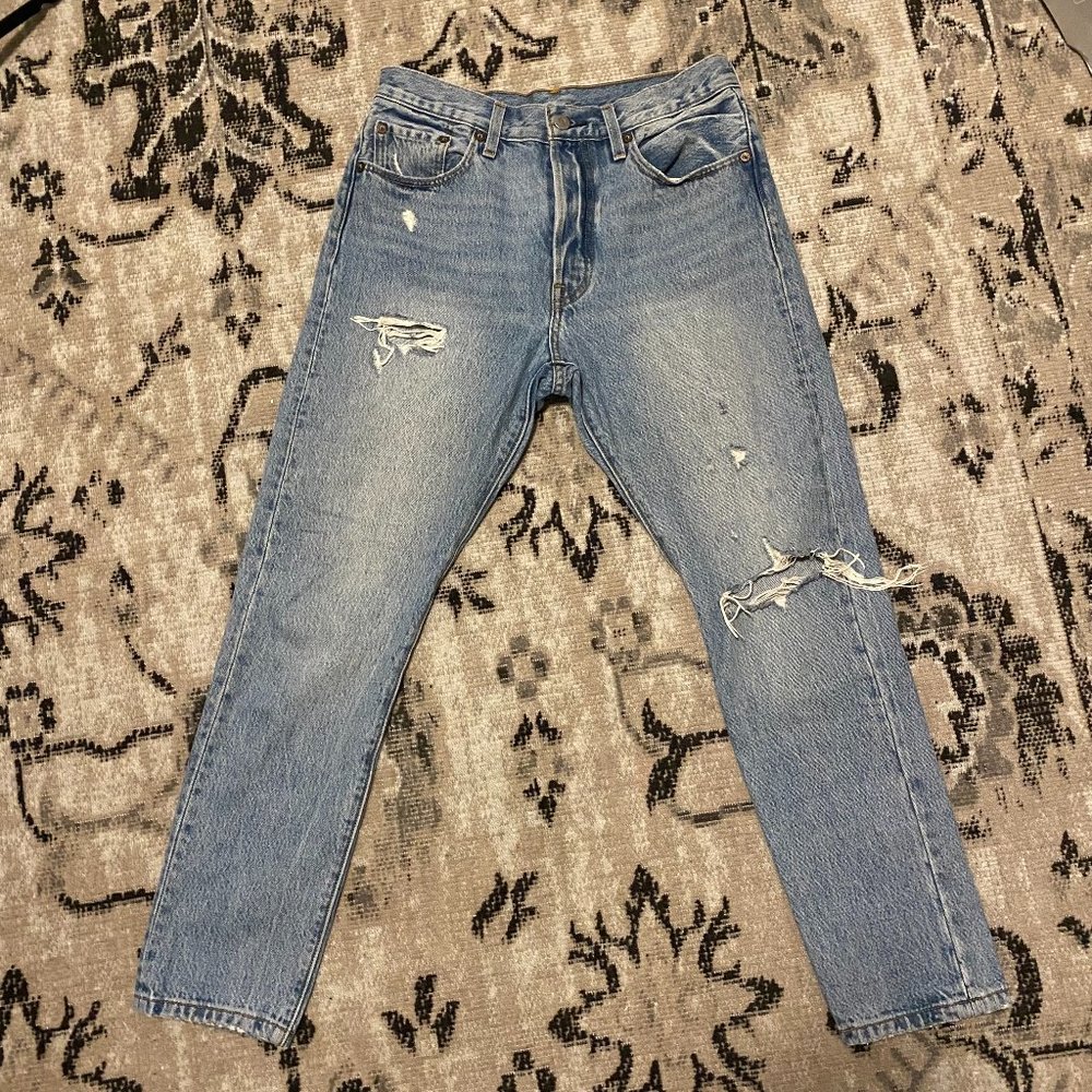 28x28 Levi's 501 Skinny Distressed Jeans